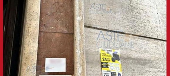 5 bedrooms Apartment in Rome, Italy No. 330843 32