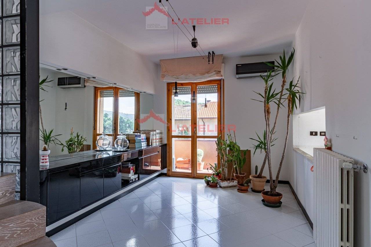 2 bedrooms Apartment in Capolona, Italy No. 108701