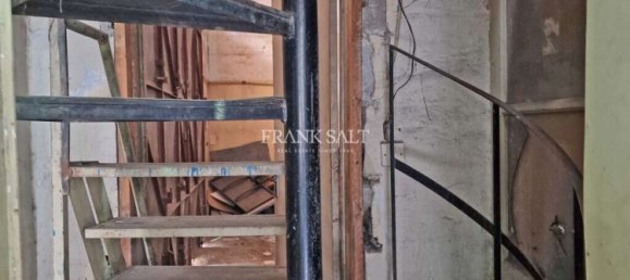 Lagerhaus in Marsa, Malta 766m², Nr. 13471 3