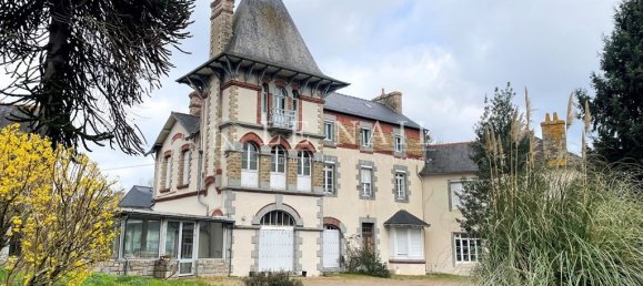 48 bedrooms House in Guingamp, France No. 297764 11