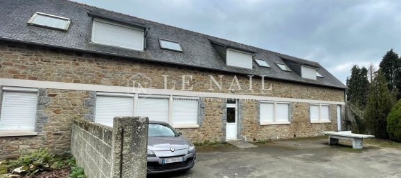 48 bedrooms House in Guingamp, France No. 297764 10