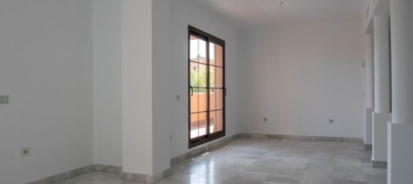 2 Schlafzimmer Penthouse in Estepona, Spain, Nr. 137536 10