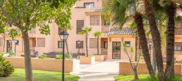2 Schlafzimmer Penthouse in Estepona, Spain, Nr. 137536 5