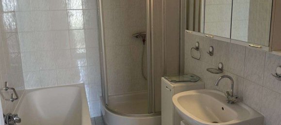 Дом с 6 комнатами в Херфорд, Германия № 276589 10