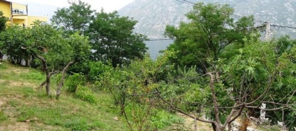 929m² Hotel in Kotor, Montenegro No. 95 4