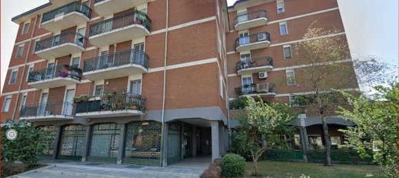 3 rooms Apartment in Settimo Milanese, Italy No. 182705 14