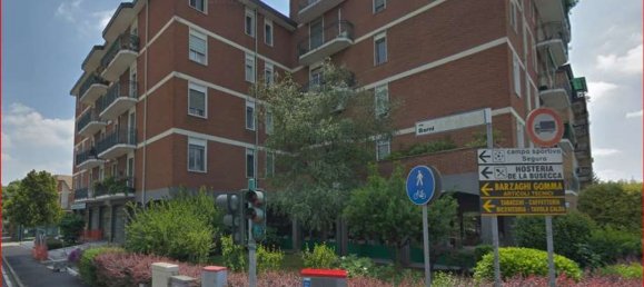 3 rooms Apartment in Settimo Milanese, Italy No. 182705 4