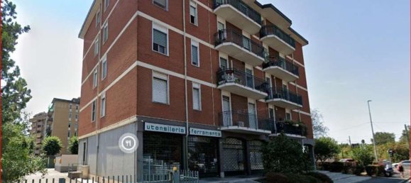 3 rooms Apartment in Settimo Milanese, Italy No. 182705 15