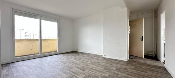 2 bedrooms Apartment in Laon, France No. 230476 12
