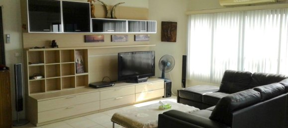 2 bedrooms Condo in Bangkok, Thailand No. 2465 2