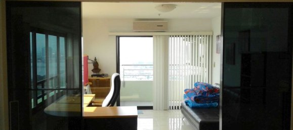 2 bedrooms Condo in Bangkok, Thailand No. 2465 3