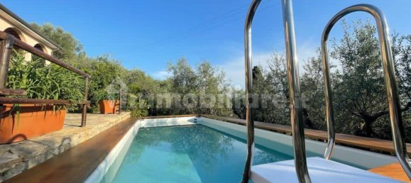 4 غرف نوم فيلا في Massarosa, Italy رقم 306136 3