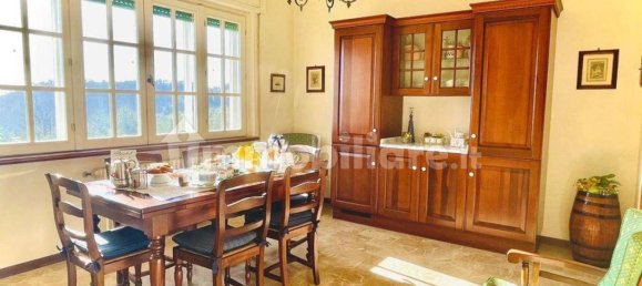 4 غرف نوم فيلا في Massarosa, Italy رقم 306136 13