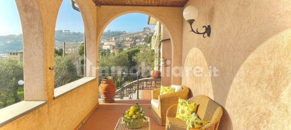 4 غرف نوم فيلا في Massarosa, Italy رقم 306136 11