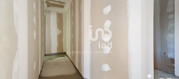 3 bedrooms House in Bourges, France No. 50979 6