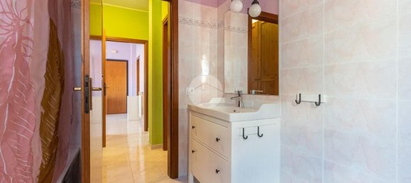 Apartamento de 3 dormitorios en Rome, Italy No. 324214 9