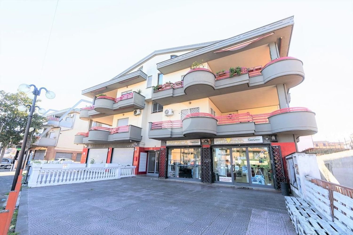 Apartamento de 3 dormitorios en Rome, Italy No. 324214