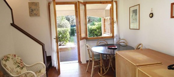 4 rooms Apartment in Grosseto, Italy No. 40160 3