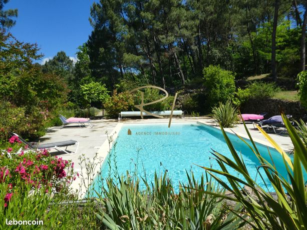  Castillos de 7 dormitorios en Ruoms, France No. 303047