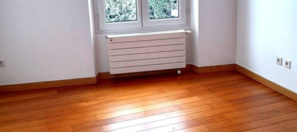 2 Schlafzimmer Wohnung in Choisy-le-Roi, France, Nr. 328999 2