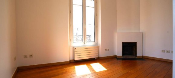 2 Schlafzimmer Wohnung in Choisy-le-Roi, France, Nr. 328999 3