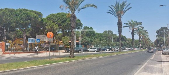 5 غرف نوم منزل في Costa da Caparica, Portugal رقم 99931 5