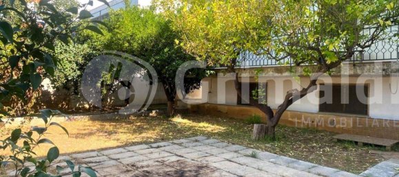 3 bedrooms House in Sannicola, Italy No. 354062 11