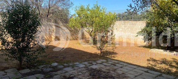 3 bedrooms House in Sannicola, Italy No. 354062 9