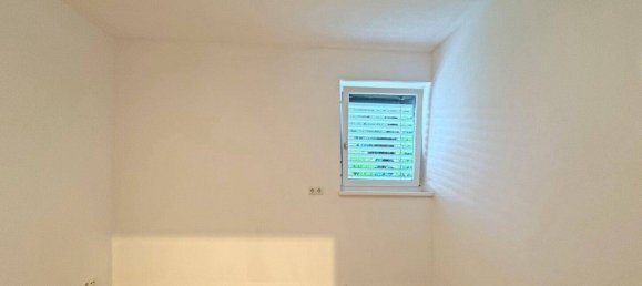 3 rooms Apartment in Imst, Austria No. 194345 8