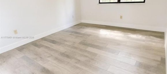 2 dormitorios propiedad comercial en venta en Miami, Miami-Dade, Florida, USA № 615320 5