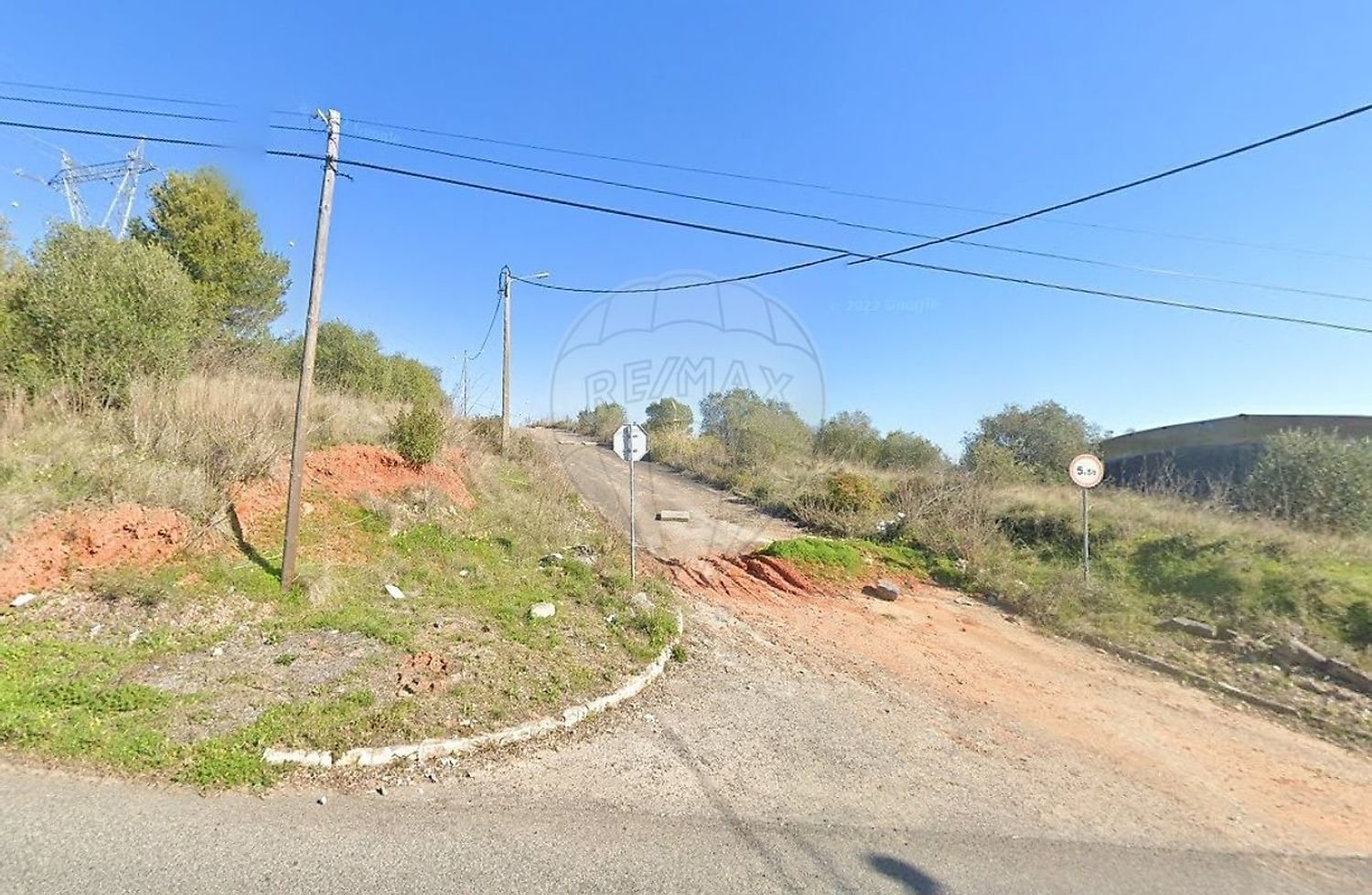  Land in Vialonga, Portugal No. 251772