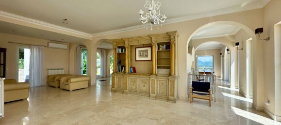 5 bedrooms Villa in Bassano Romano, Italy No. 272669 14