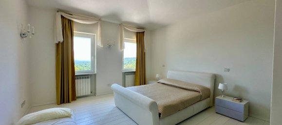 5 bedrooms Villa in Bassano Romano, Italy No. 272669 25