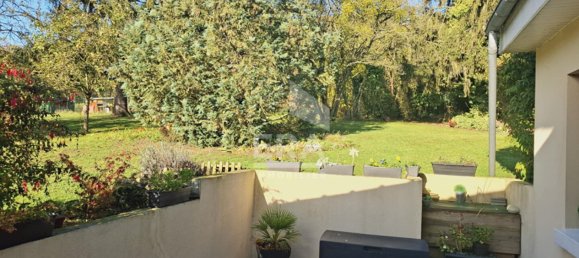 Дом с 4 комнатами в Куси-ле-Шато-Офрик, Франция № 232483 3