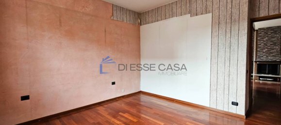 2 bedrooms Apartment in Desio, Italy No. 327315 16
