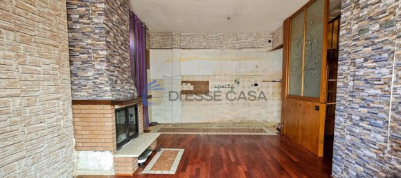 2 bedrooms Apartment in Desio, Italy No. 327315 9