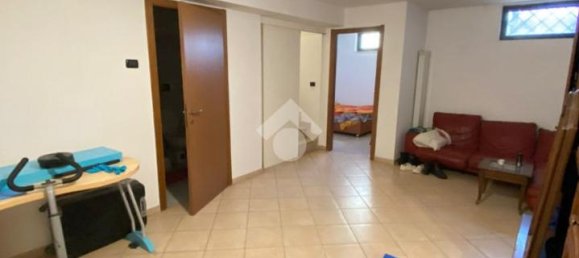 5 rooms Apartment in Rome, Italy No. 234147 25