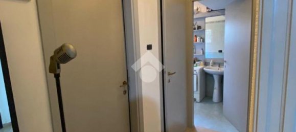 5 rooms Apartment in Rome, Italy No. 234147 24