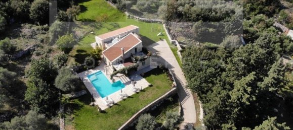 4 bedrooms Villa in Crete, Greece No. 345 5