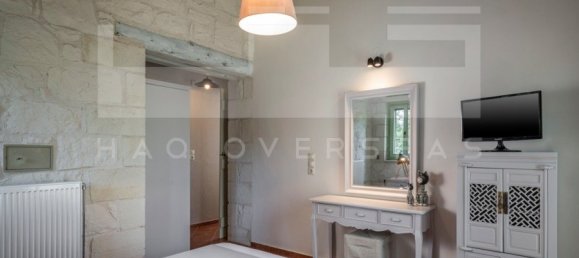 4 bedrooms Villa in Crete, Greece No. 345 16