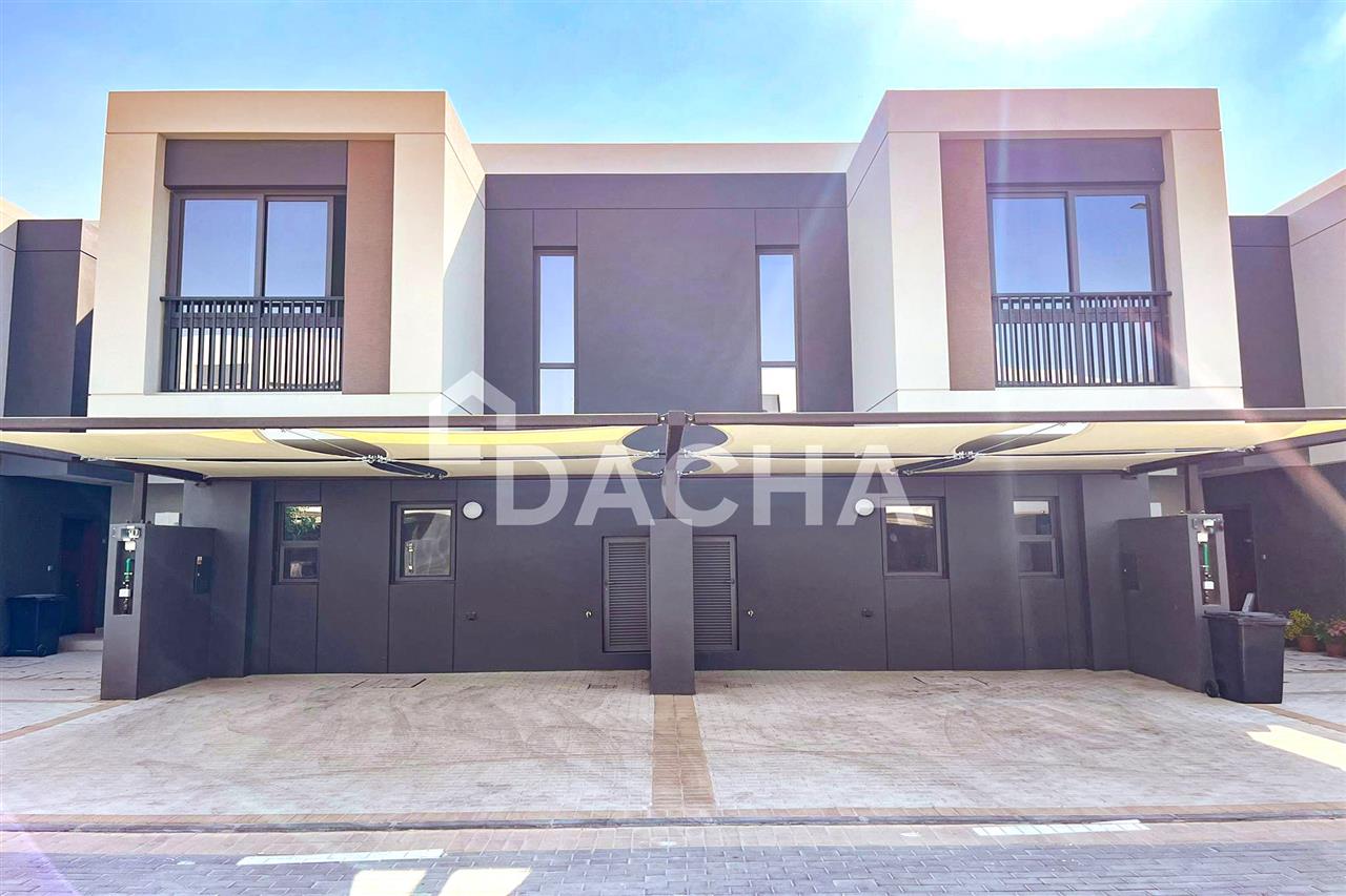 3 Schlafzimmer Villa in Dubai, UAE, Nr. 27698