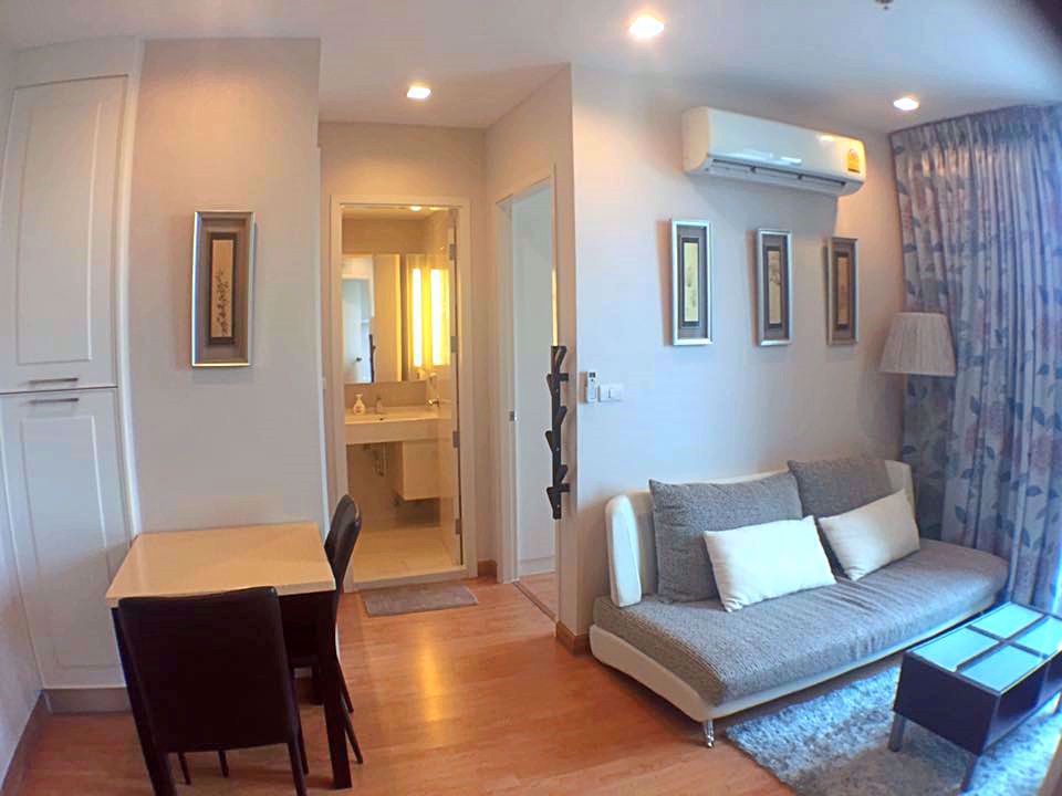 2 bedrooms Condo in Watthana, Thailand No. 9623