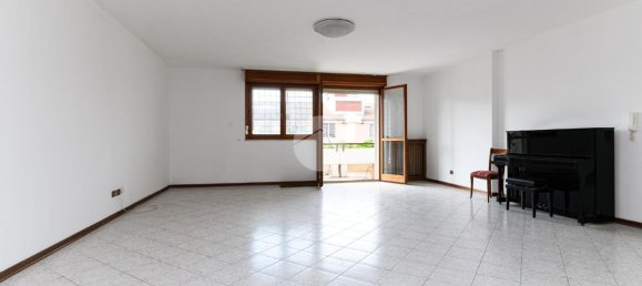 4 rooms Apartment in Rome, Italy No. 232657 30