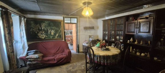 2 bedrooms House in Santarem, Portugal No. 24059 6