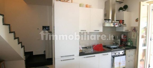 4-salle Appartement à Carrara, Italy No. 158284 2