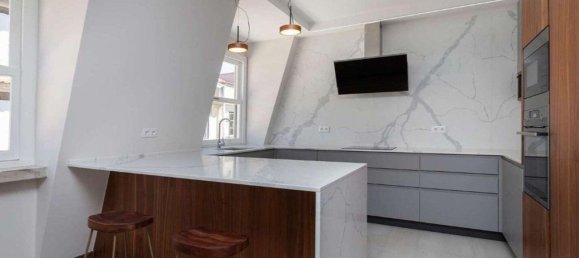 4 bedrooms Apartment in Lisbon, Portugal No. 134932 6