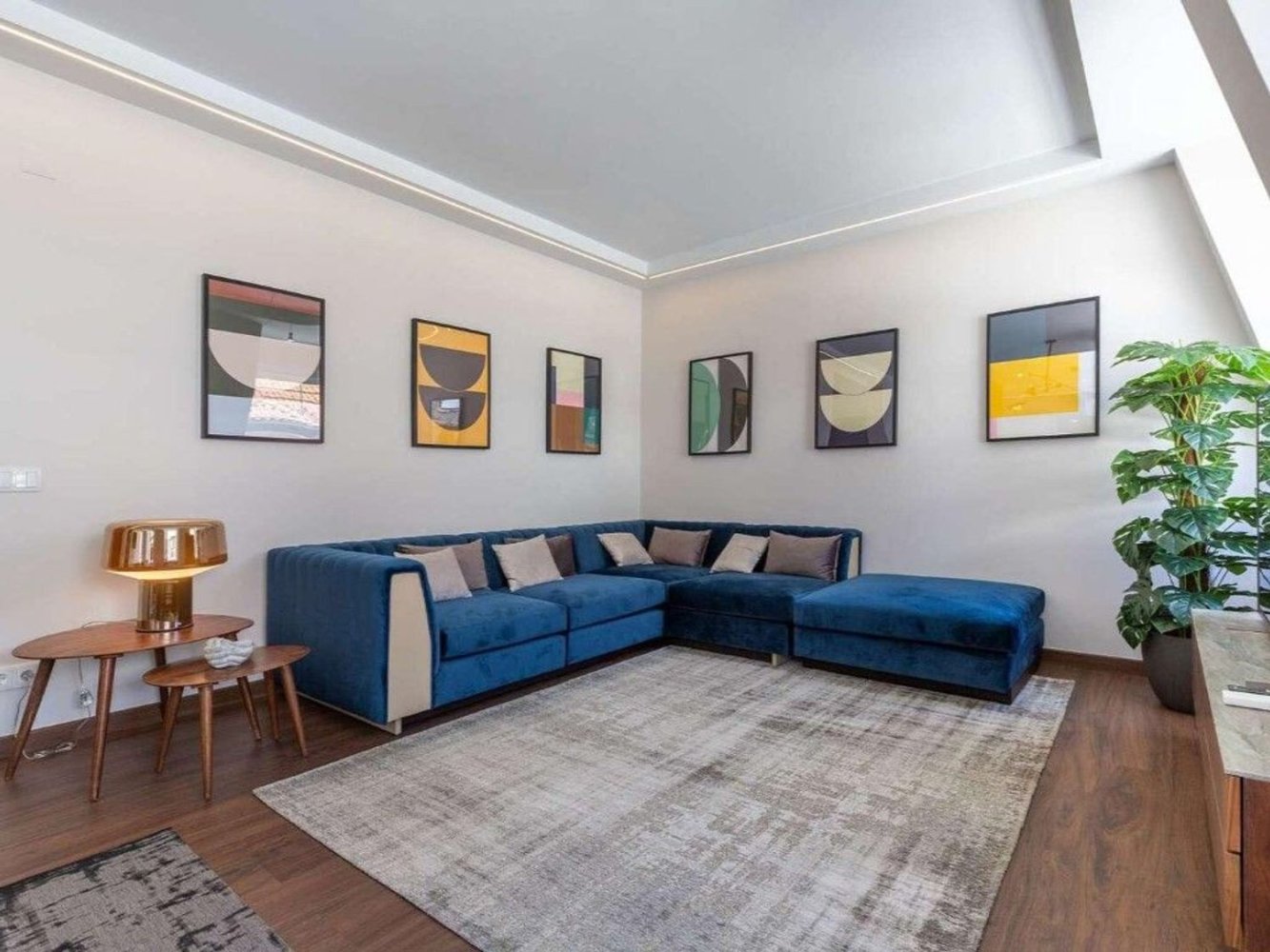 4 bedrooms Apartment in Lisbon, Portugal No. 134932