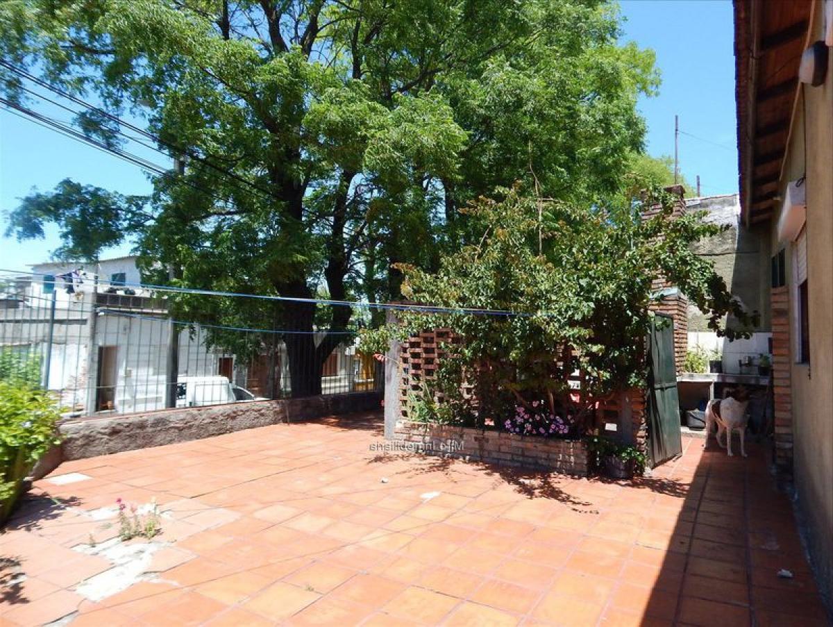 Studio in Montevideo, Uruguay No. 6841