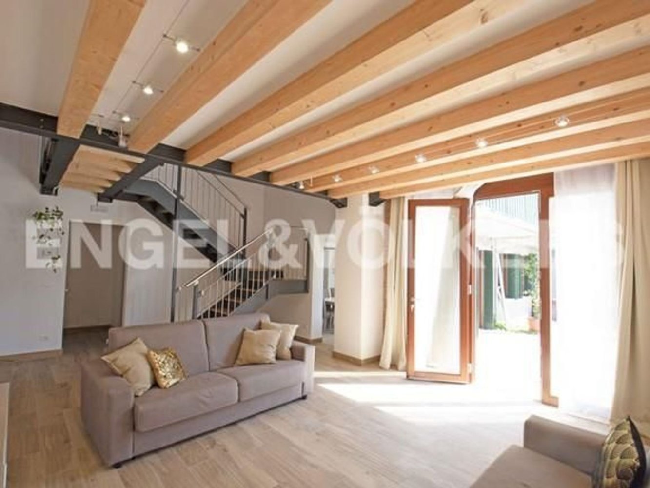 4 rooms Duplex in Venice, Italy No. 127890