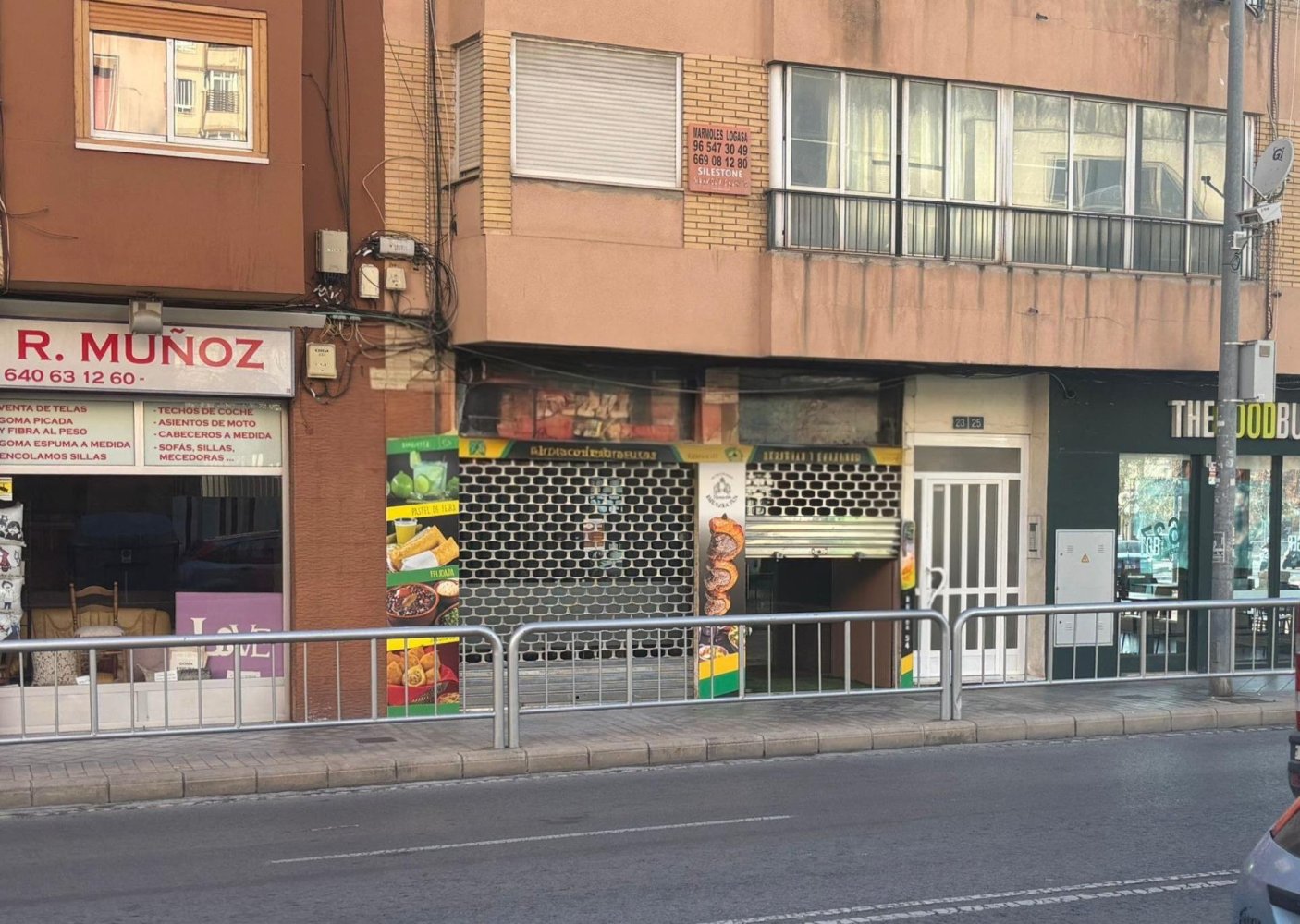 Propriedade comercial em Alicante, Spain 140 m² N.º 369962
